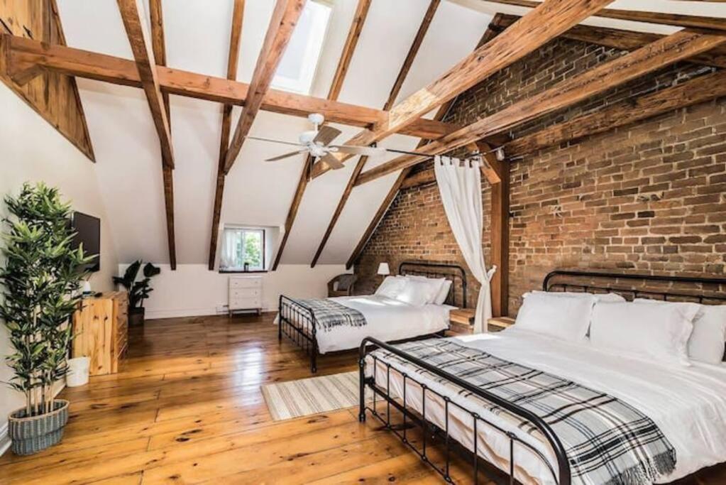 North House - Mtl Artist Loft - Champs Apartment Montreal Bagian luar foto